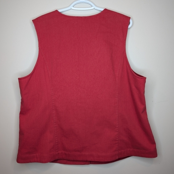 CJ Banks XL Red Button Down Sleeveless Detailed Neckline Vest Top Women's - Picture 2 of 8